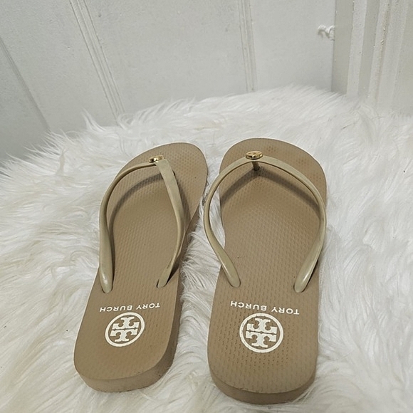 Tory Burch Tan Flip Flops🌴 - Picture 5 of 6